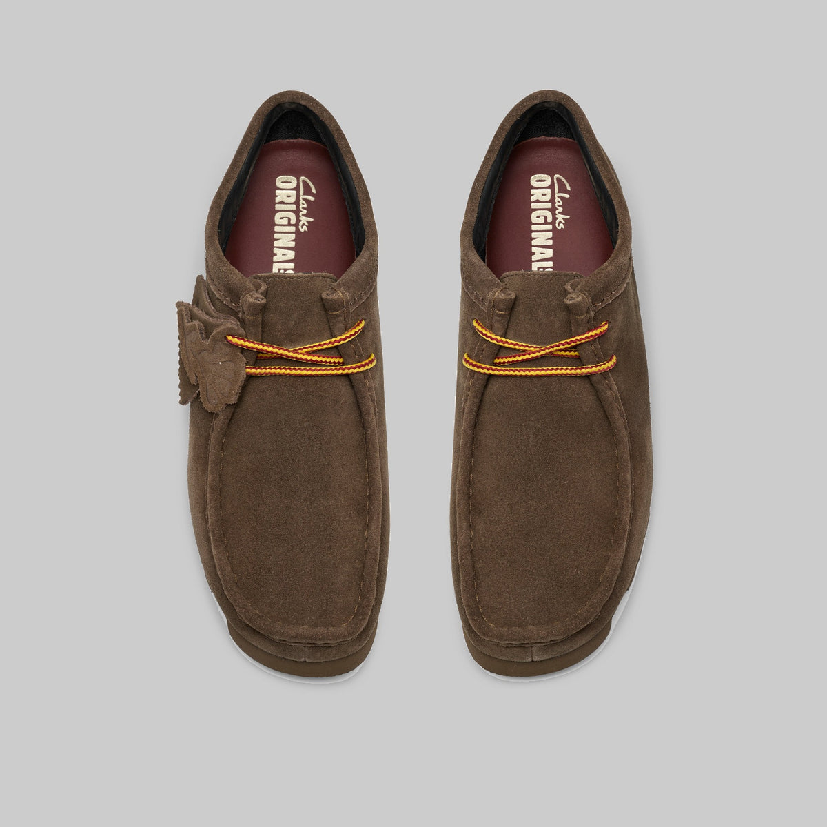Wallabee GTX Clarks Originals en suède kaki, vue de dessus