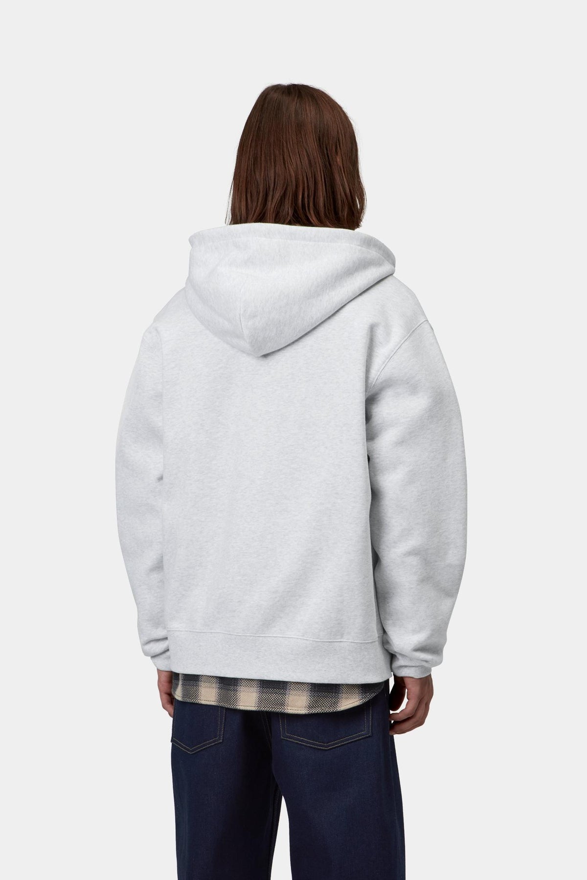 Sweat zippé à capuche Carhartt WIP Mack gris porté