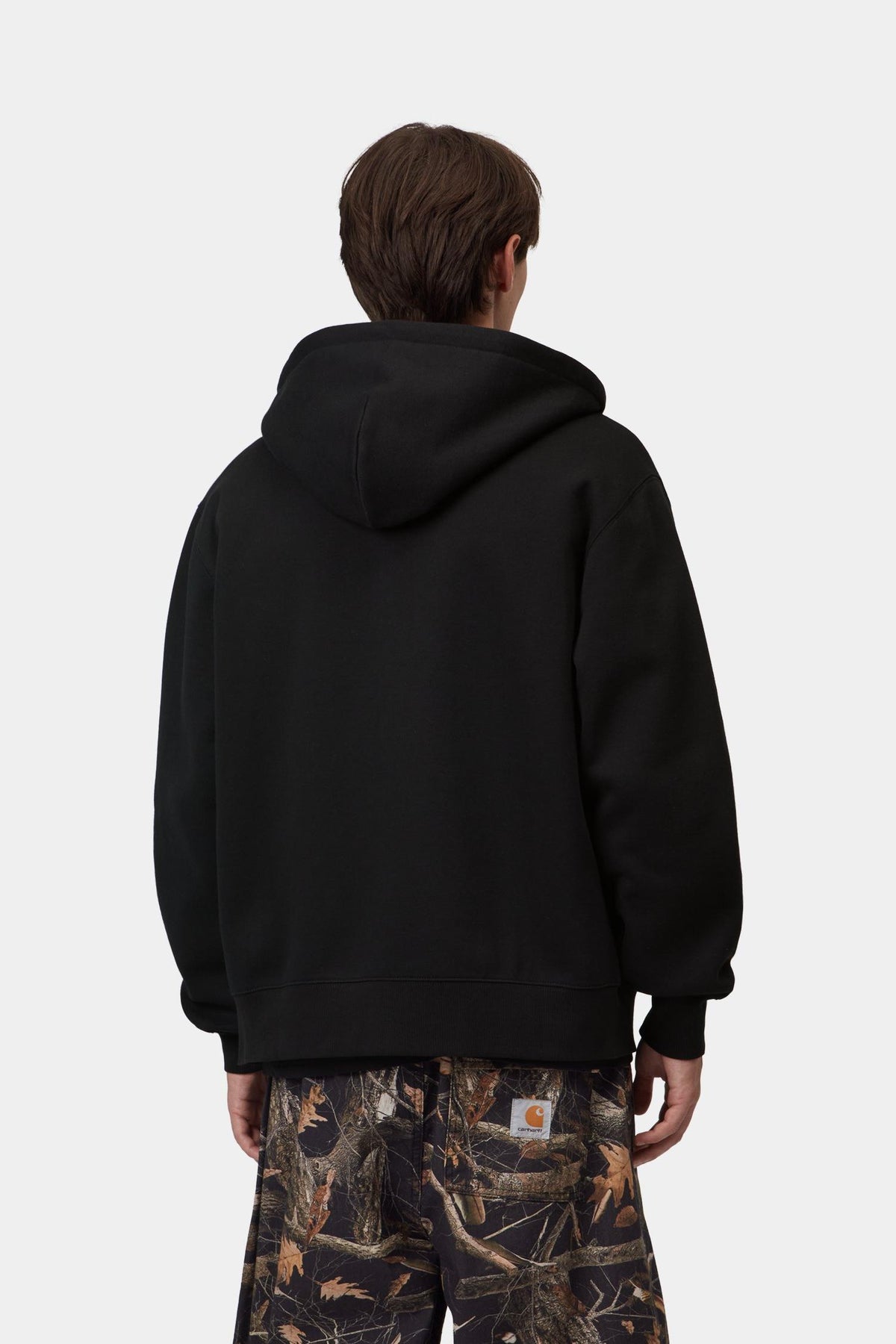 Sweat zippé à capuche Carhartt WIP Mack noir porté