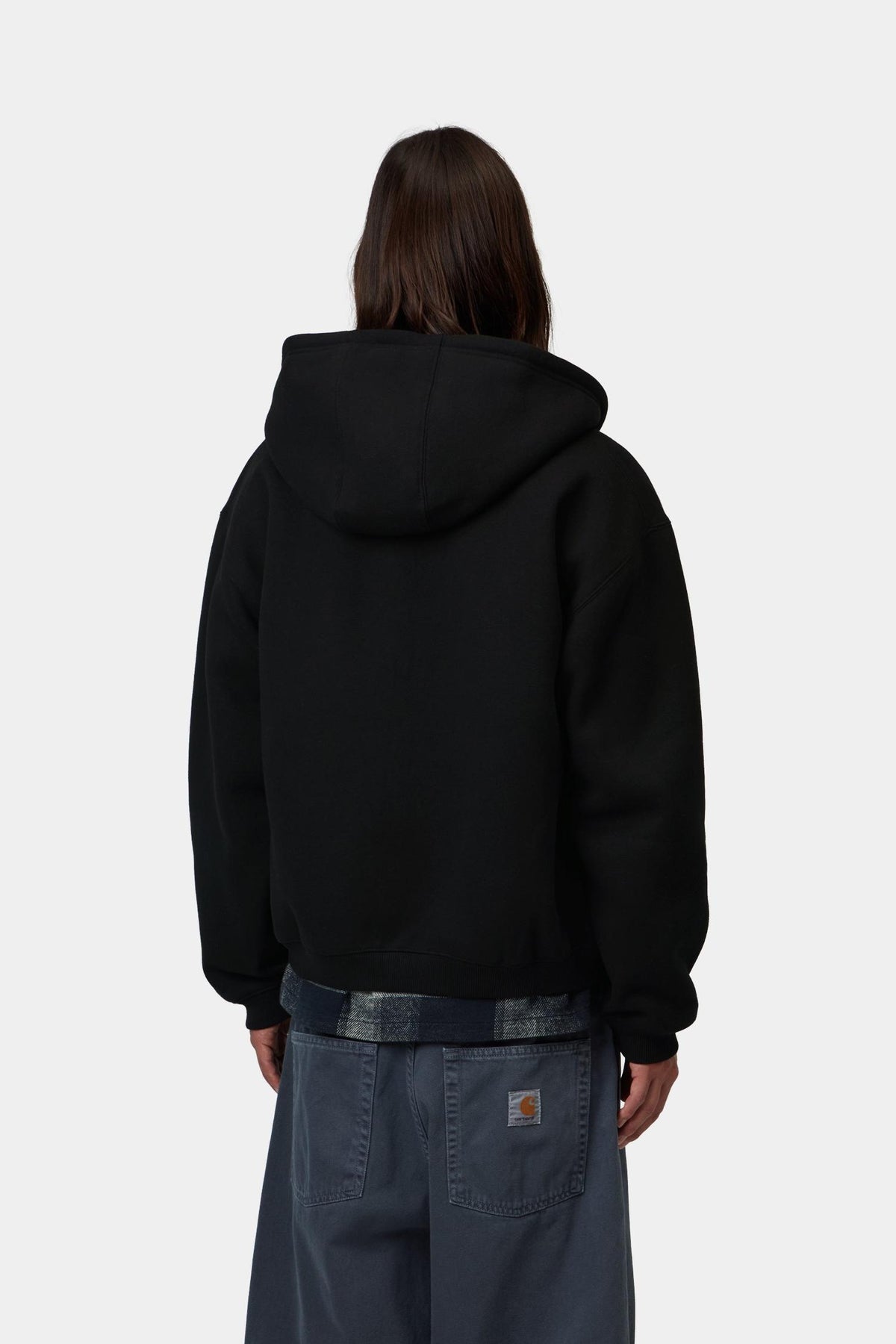 Sweat zippé à capuche Carhartt WIP Ebbert noir porté, dos