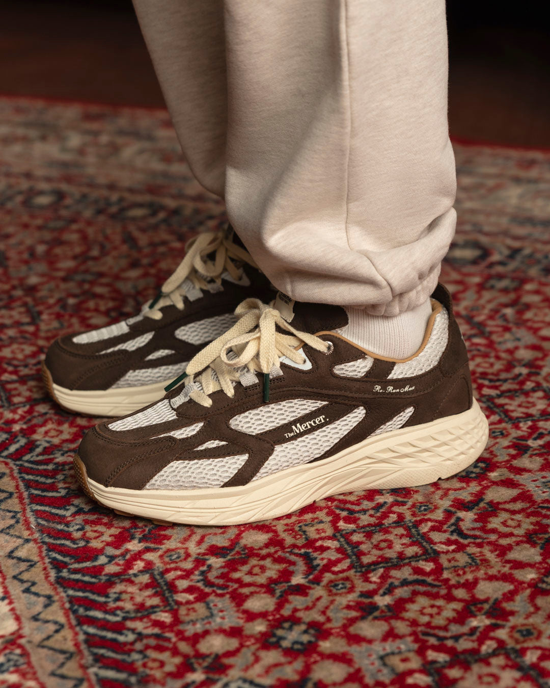 The Mercer Brand The Re-Run Max Nubuck — vue 2