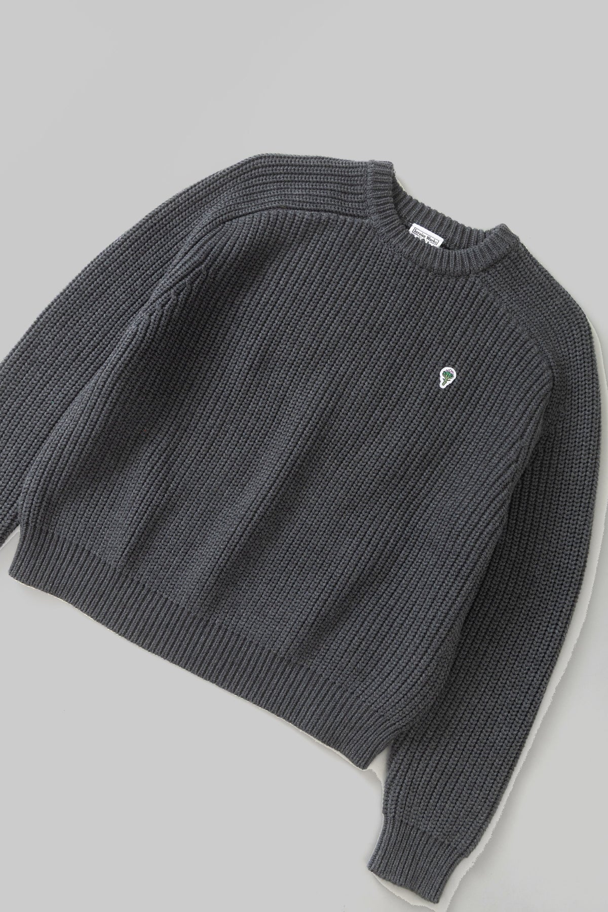 Artichoke Chunky Knit Service Works gris anthracite, vue de dos