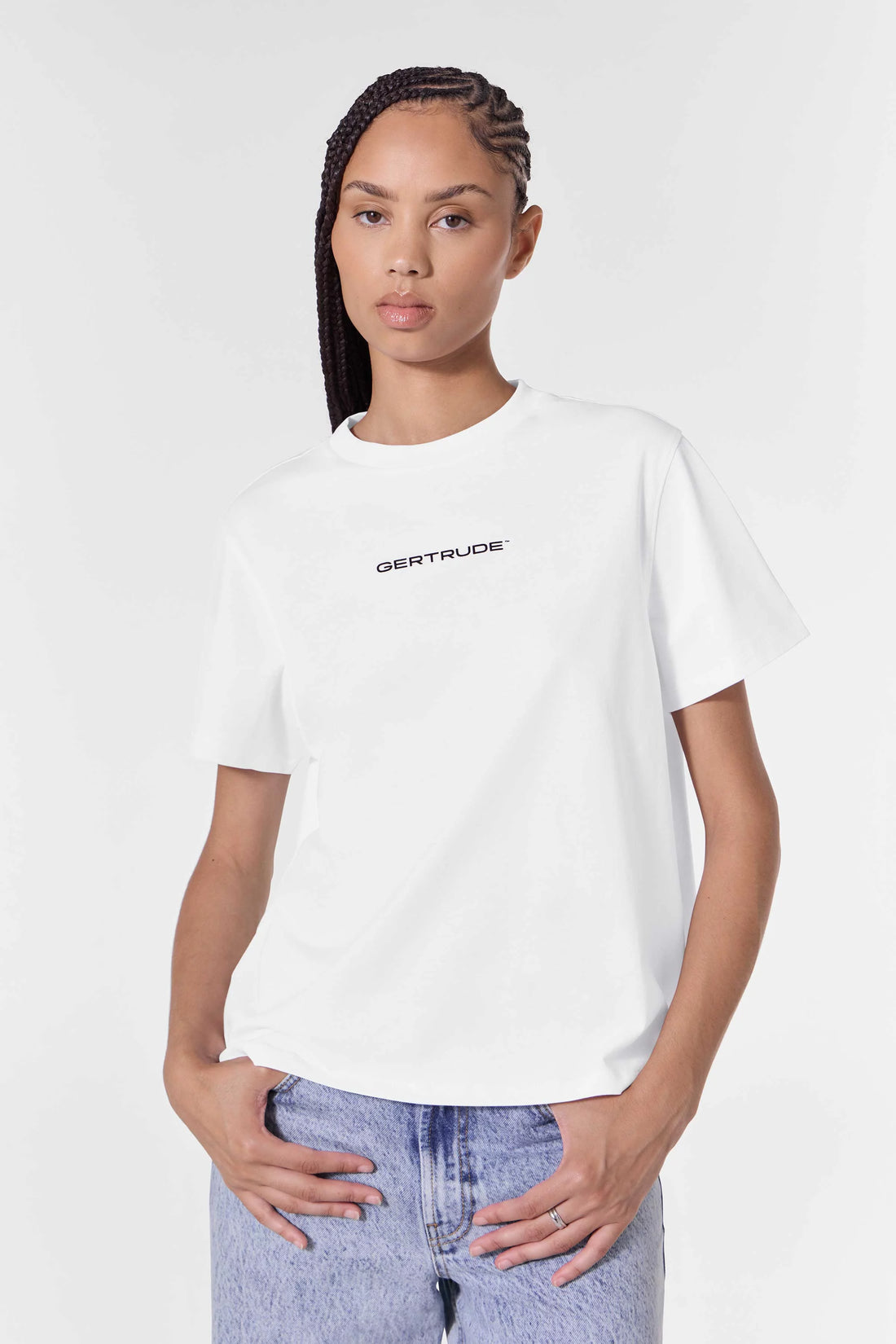 T-shirt Gertrude Louise blanc, porté